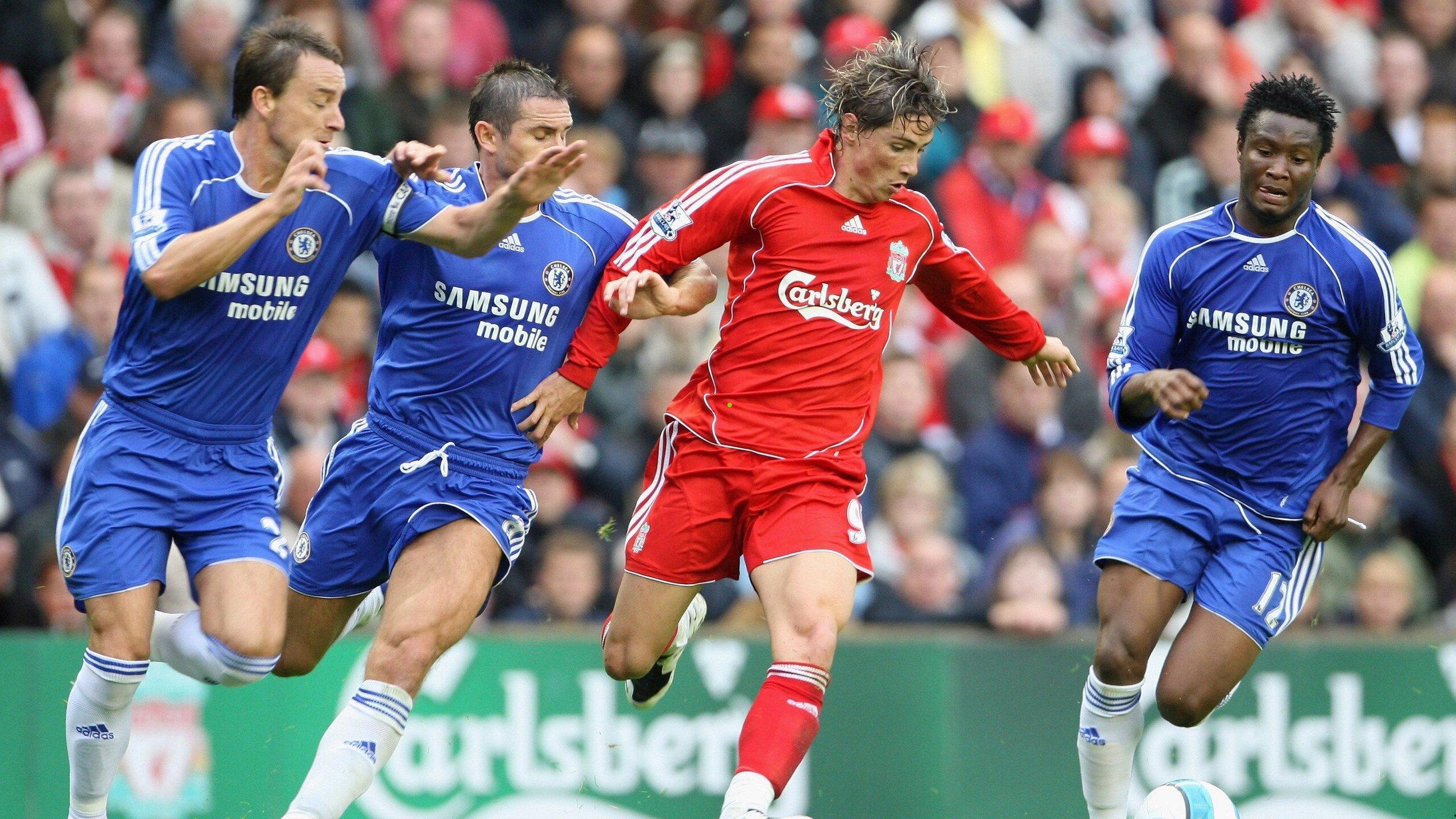 艾顿的忠告,当里夫斯的火焰转为蓝色,请退后并让他燃烧