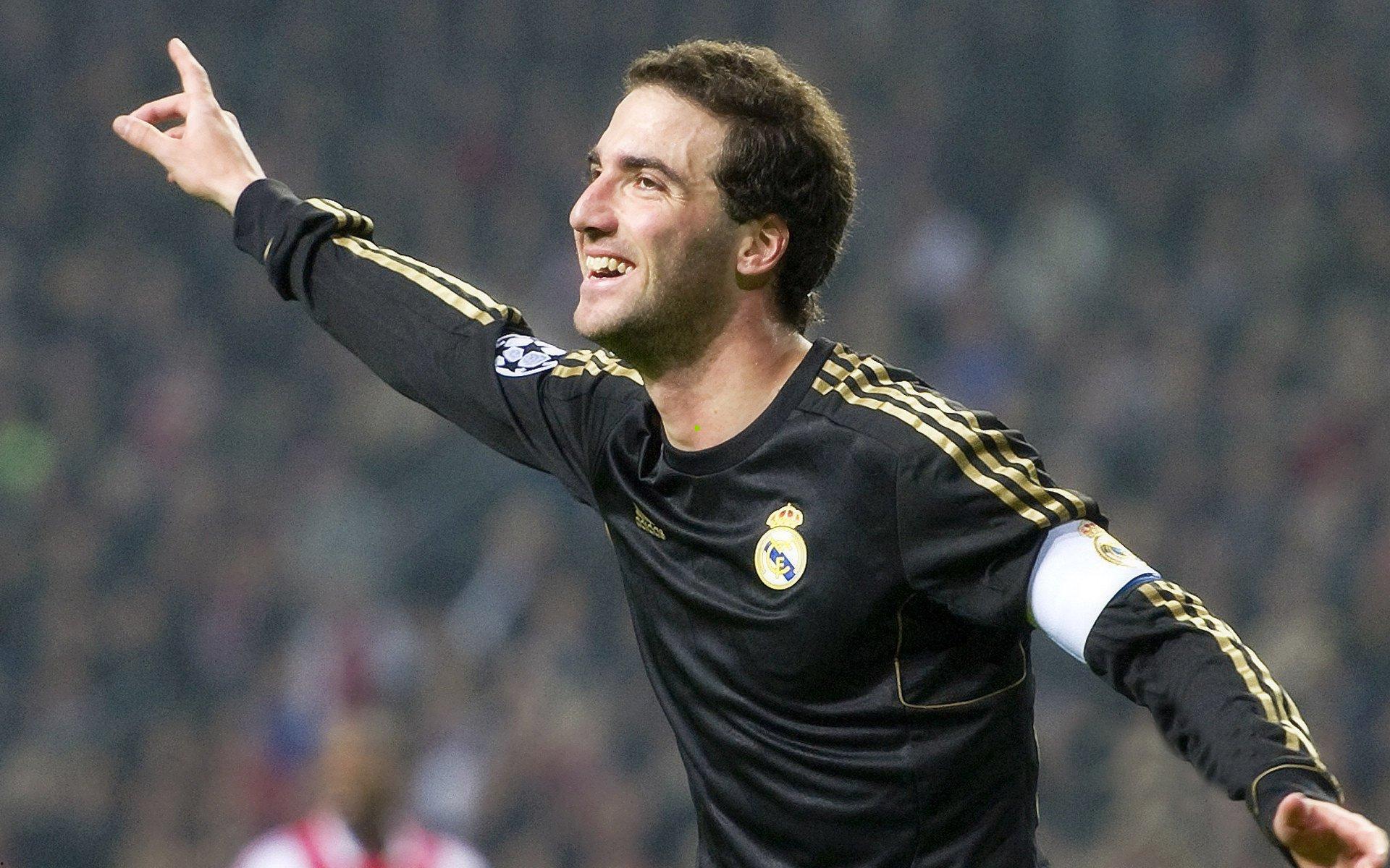 王霜赛后哽咽坦言，我们未能成为好榜样