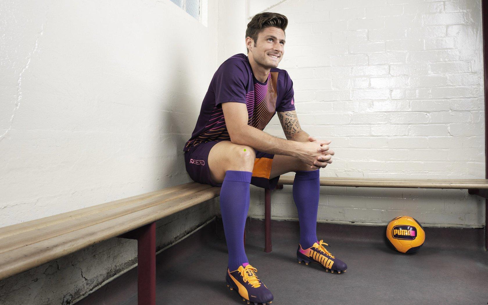 【haixing】张玉宁建功侯森失误送分 八人蓉城激战2比3惜败国安